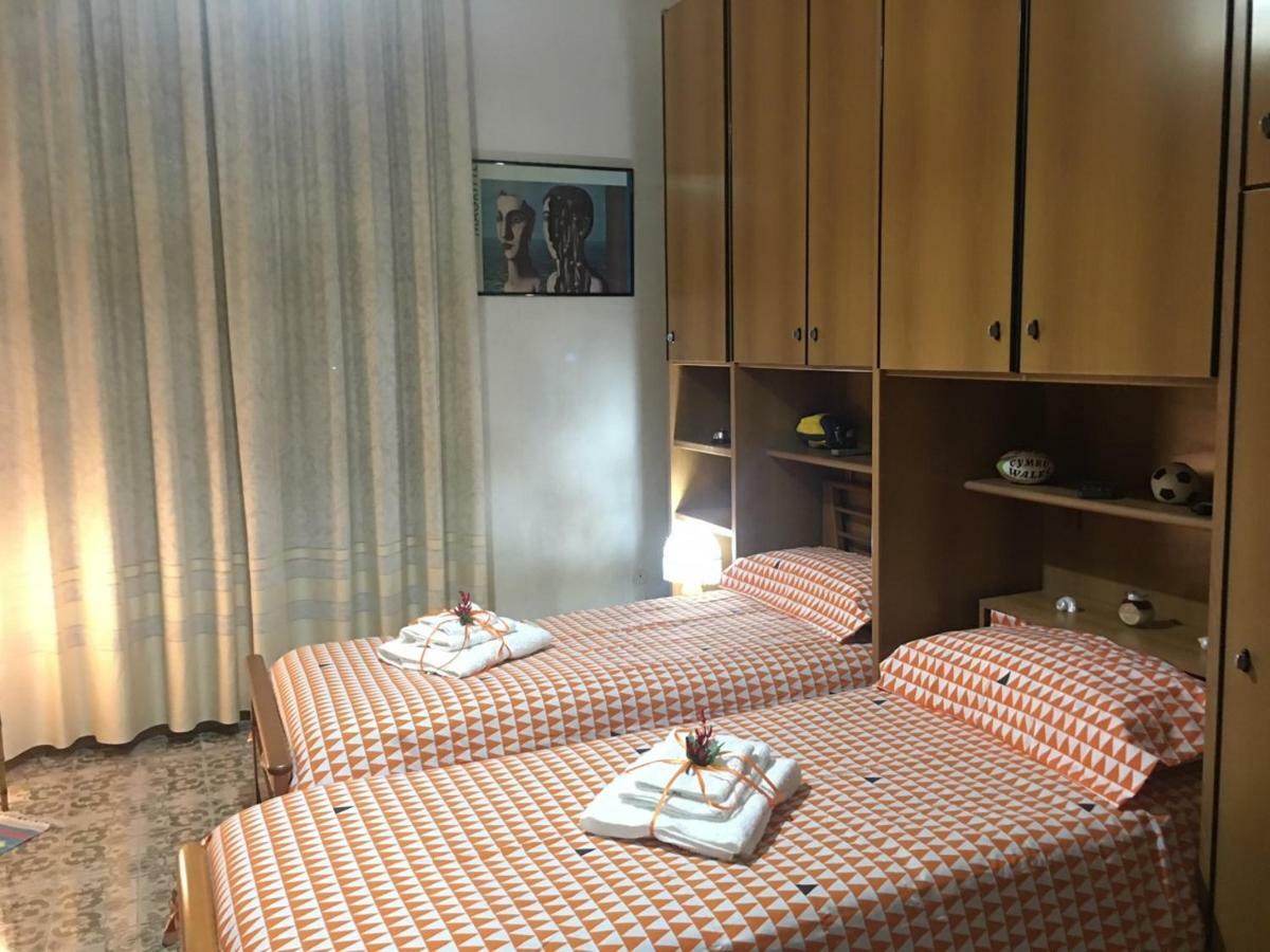 Dimora Montpellier Apartamento Salerno Exterior foto