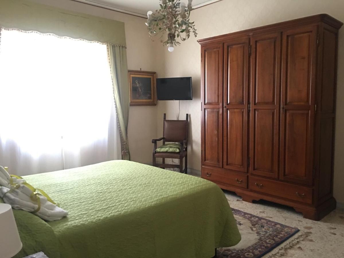 Dimora Montpellier Apartamento Salerno Exterior foto